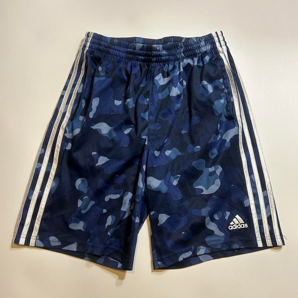 Adidas Camo Print Athletic Shorts Boys Size XL 18/20